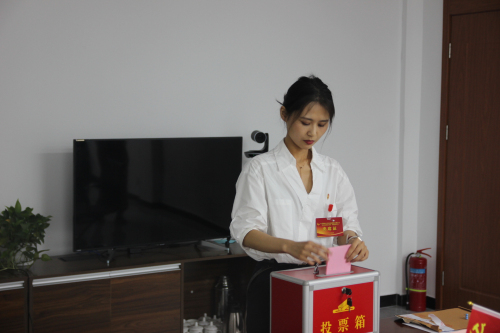1693897511990156.jpg 4.3投票.jpg