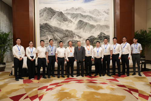 3会见照片.jpg