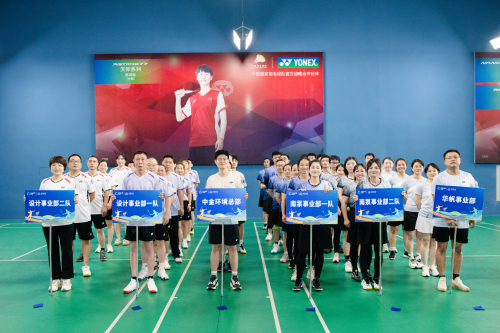 1729755303870108.jpg 1列队.jpg